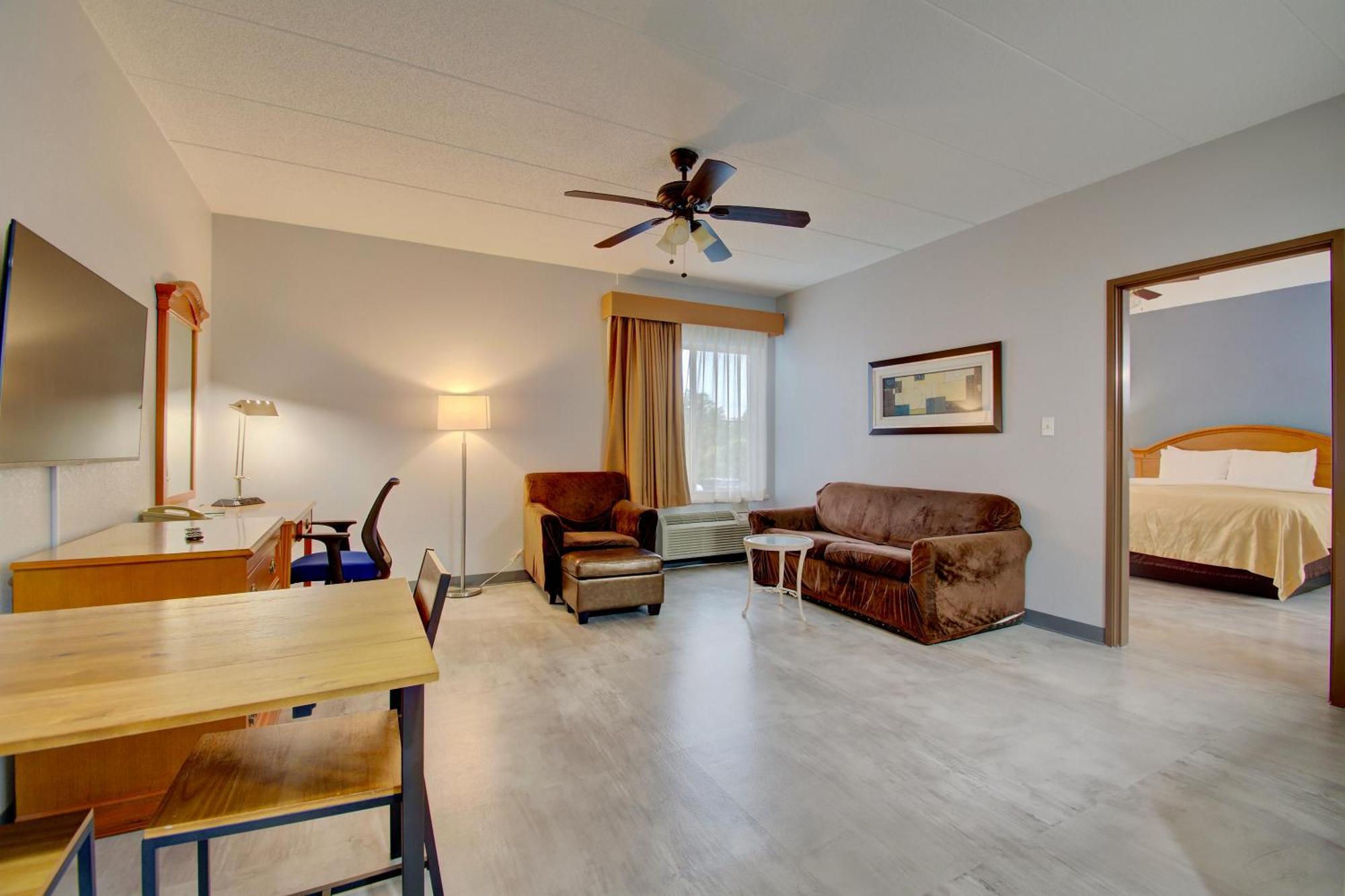 Quality Inn & Suites Cvg Airport Erlanger Εξωτερικό φωτογραφία